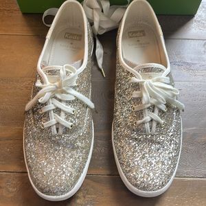 ♠️ Kate Spade Platinum Glitter Keds